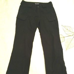 Black 5.11 tactical pants